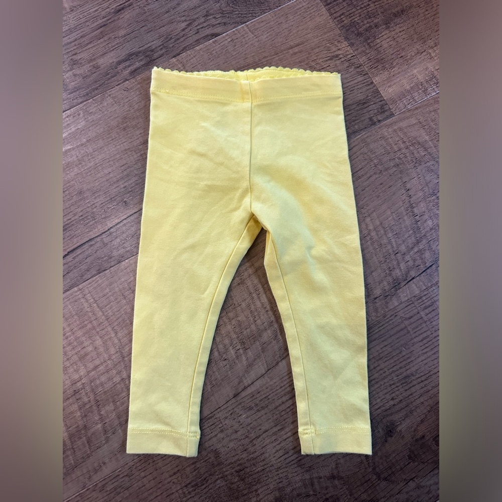 Tea - Yellow Pants
